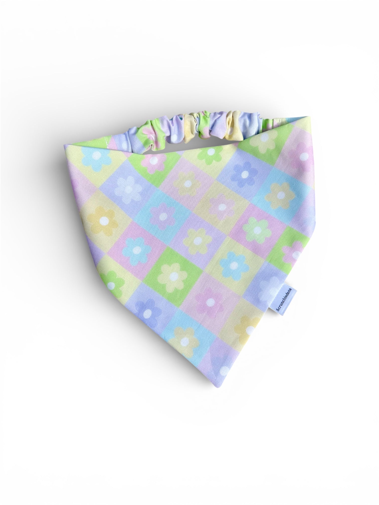 Pastel Daises Scrunchiedana®