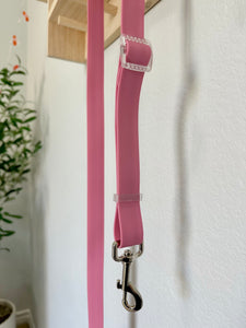 Hands Free Adjustable Leash- Berry Pink