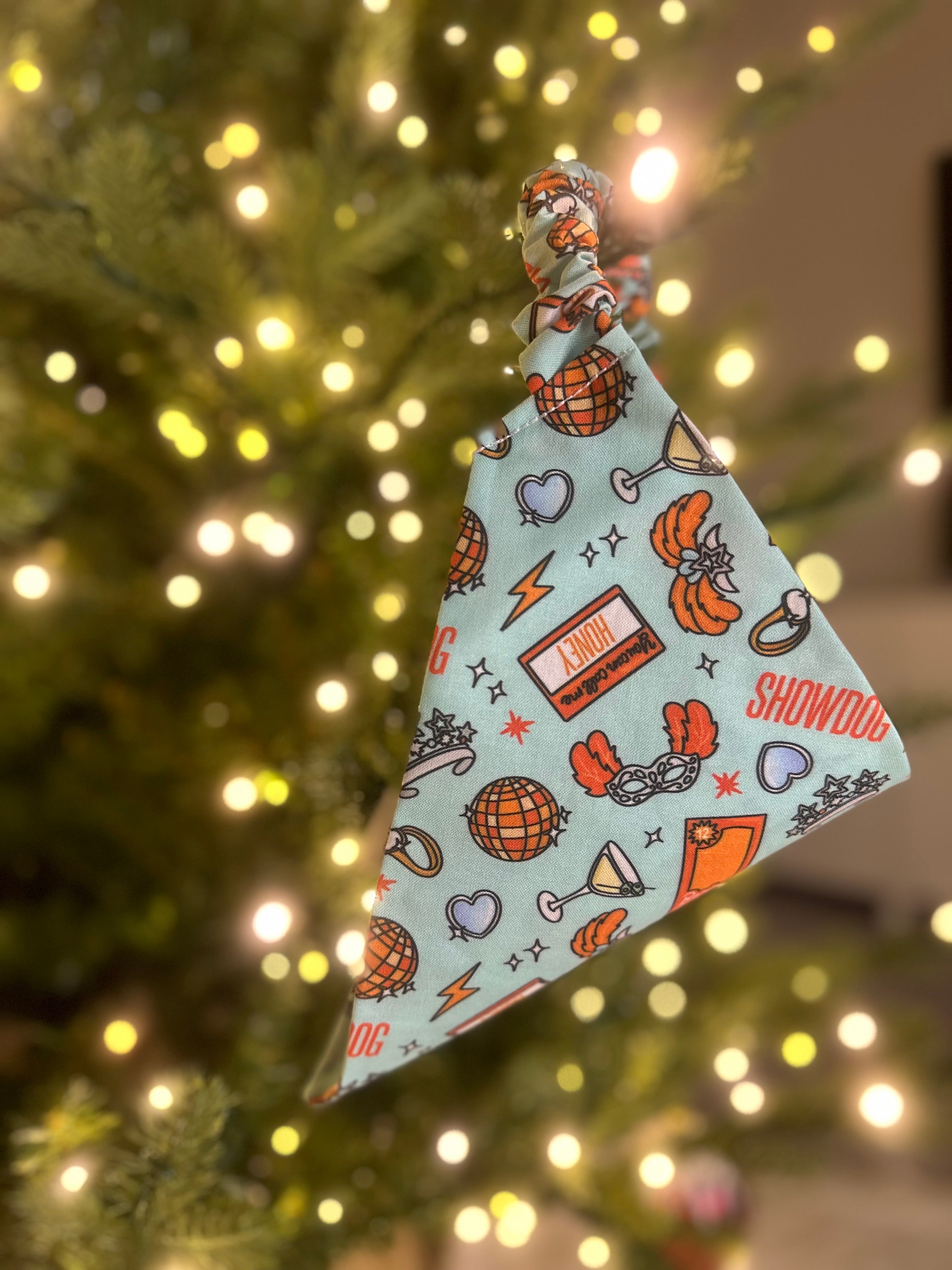 Showdog- mint Scrunchiedana®